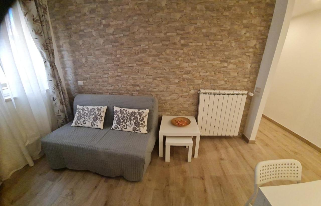 Domus Lidia - Appartamento Non Fumatori Roma Exterior foto