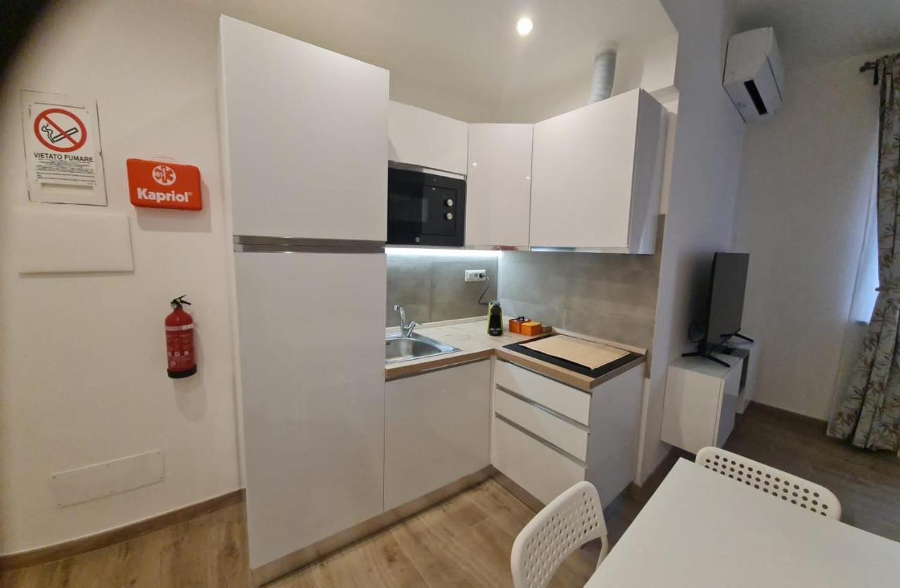 Domus Lidia - Appartamento Non Fumatori Roma Exterior foto